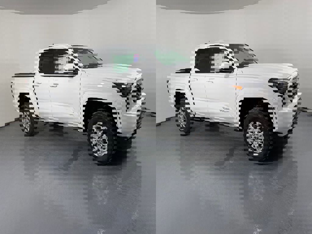 New 2025 Toyota Tacoma SR5 image 3