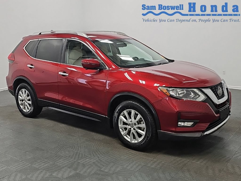 Used 2018 Nissan Rogue SV w/ Premium Package