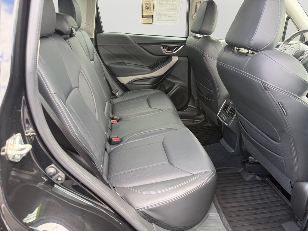 Used 2022 Subaru Forester Limited AWD/4WD image 13