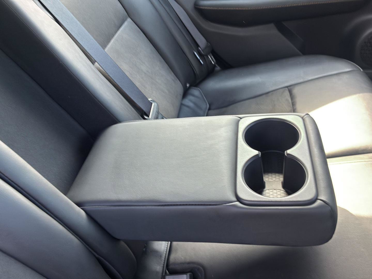 Used 2024 Nissan Ariya AWD image 17