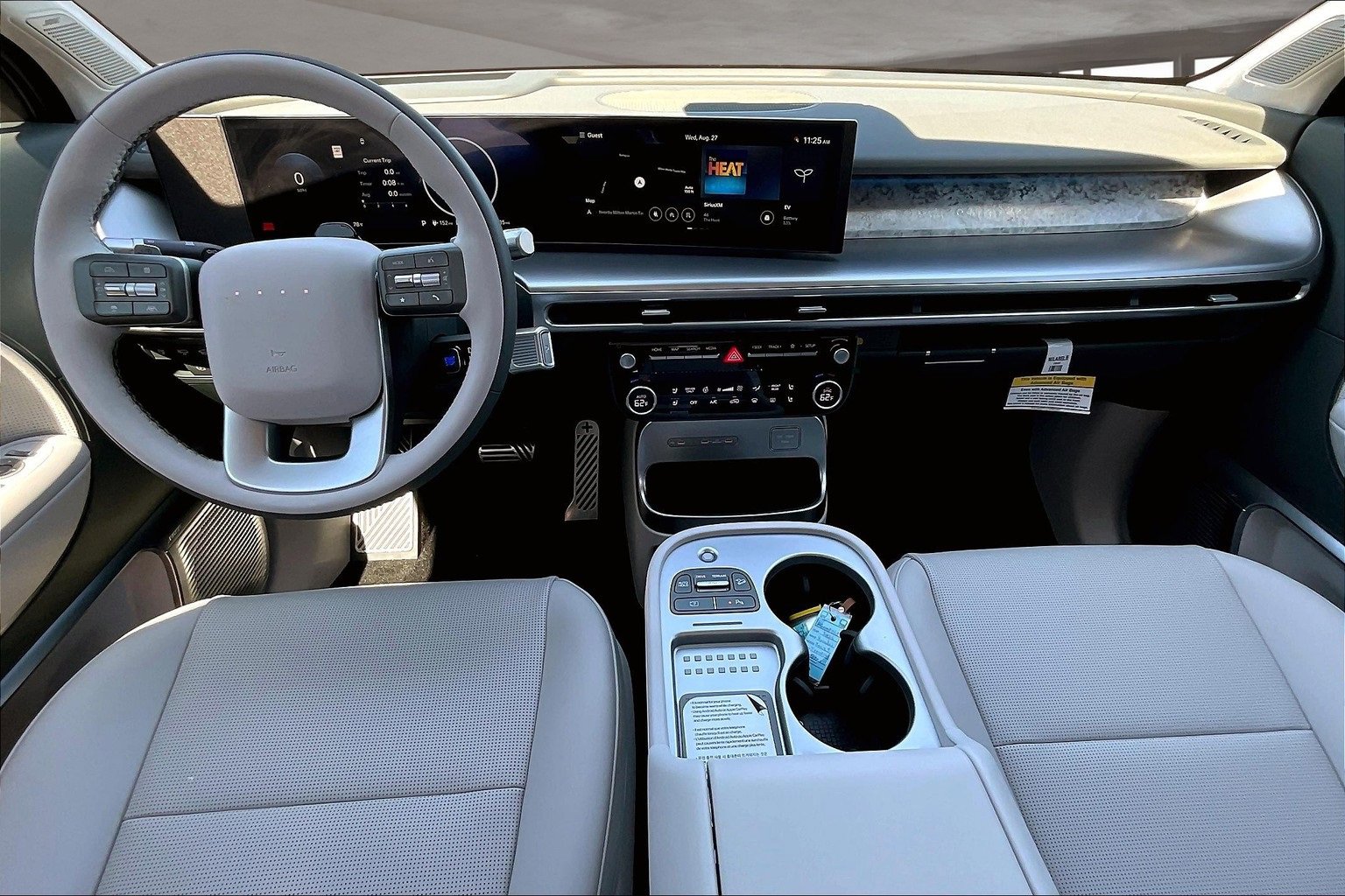 New 2026 Hyundai Ioniq 9 Calligraphy image 5