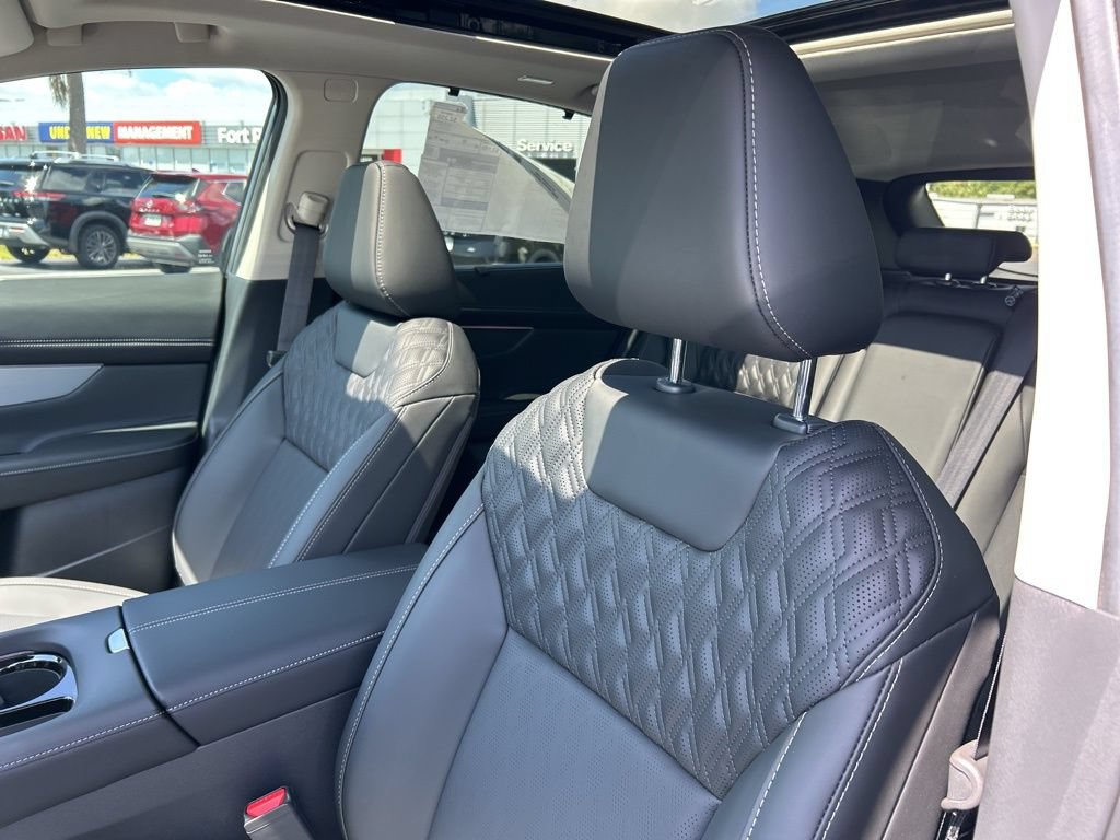 New 2026 Nissan Murano Platinum w/ Cargo Package AWD/4WD image 21