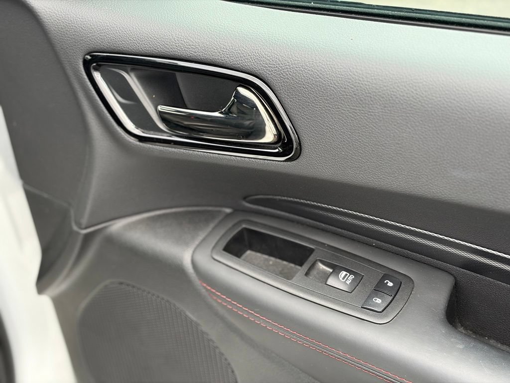 Used 2023 Dodge Durango R/T AWD/4WD image 18