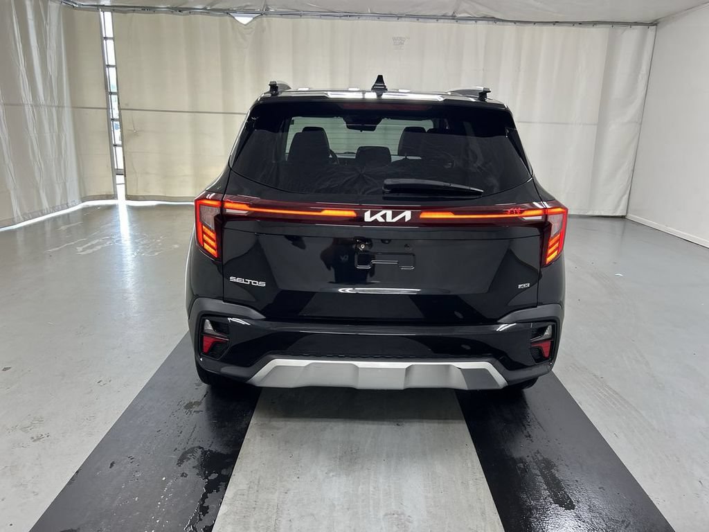 Used 2024 Kia Seltos EX AWD/4WD image 22
