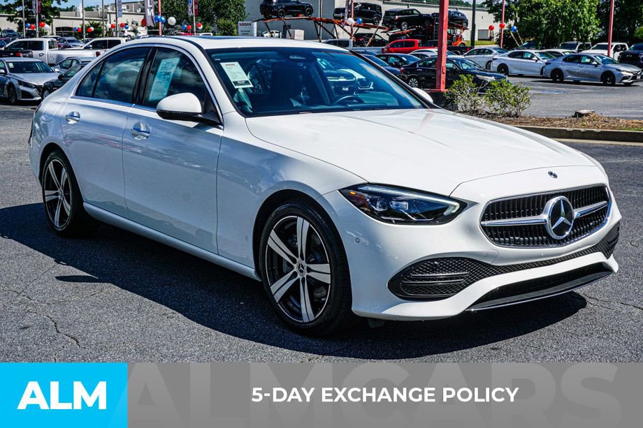 Used 2025 Mercedes-Benz C 300 Sedan image 4