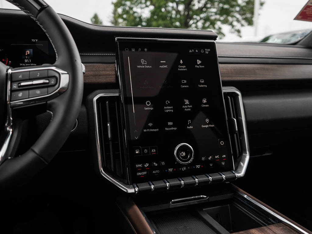 New 2027 GMC Acadia Denali Ultimate w/ LPO, Floor Liner Package AWD/4WD image 26