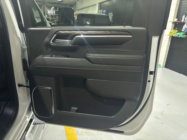 Used 2024 GMC Sierra 3500 SLT w/ SLT Premium Package AWD/4WD image 36