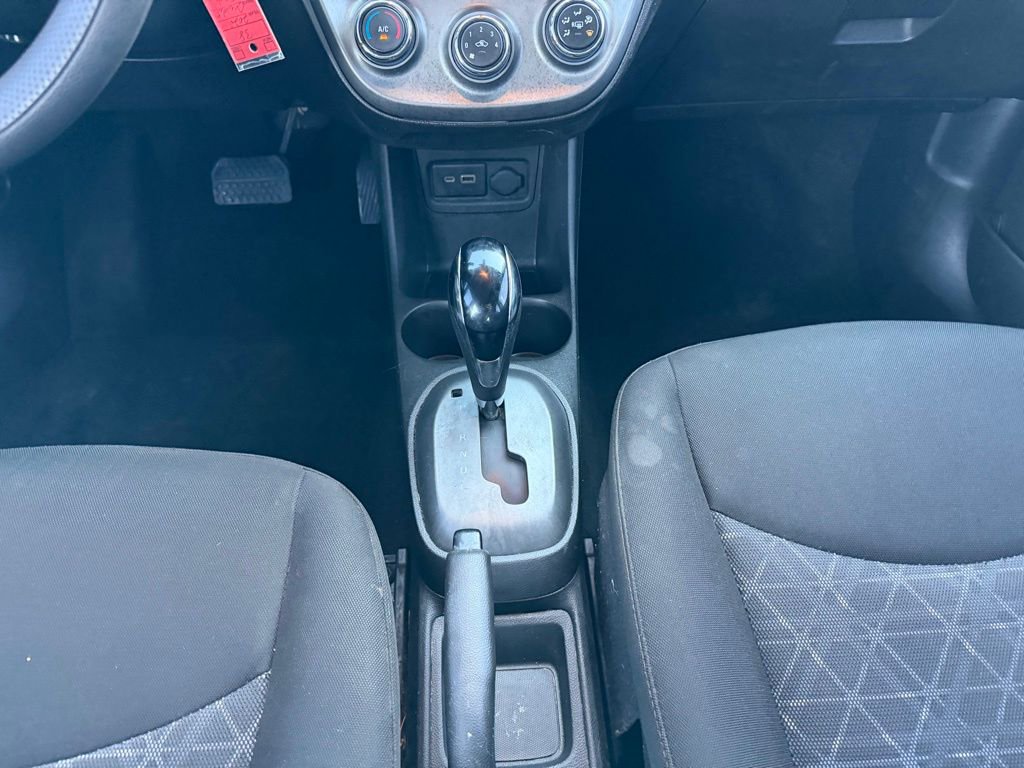 Used 2020 Chevrolet Spark LS image 33