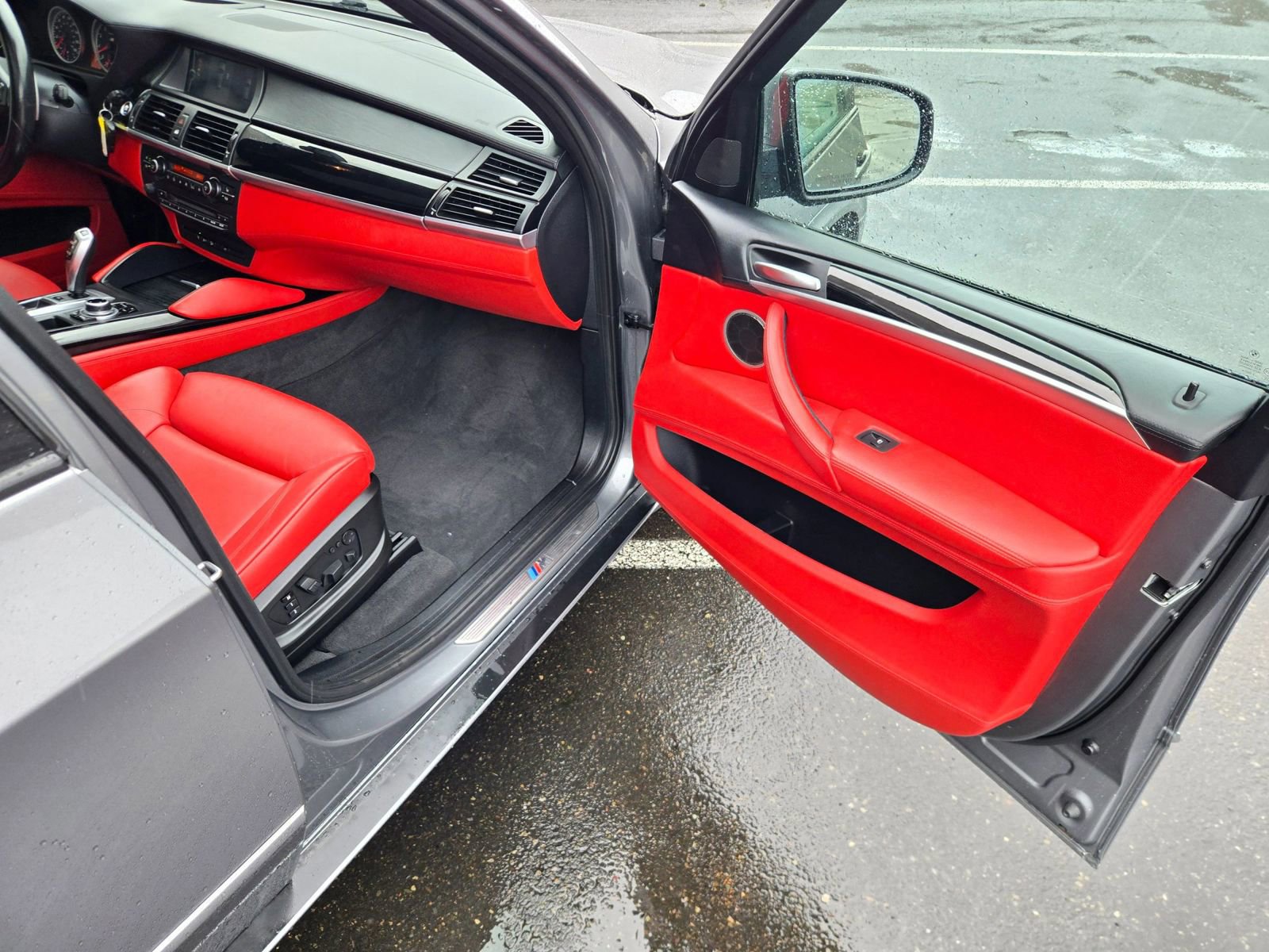 Used 2013 BMW X5 M image 20