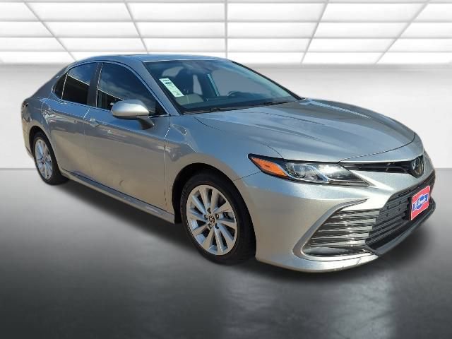 Used 2023 Toyota Camry LE