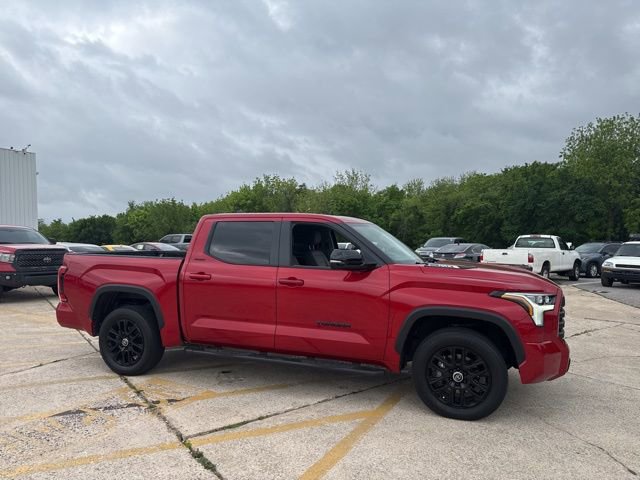 Used 2024 Toyota Tundra Limited AWD/4WD image 6