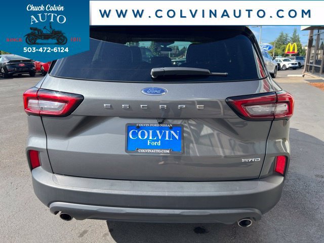 Used 2025 Ford Escape ST-Line Select AWD/4WD image 28
