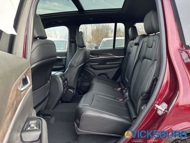 New 2025 Jeep Grand Cherokee Limited image 5