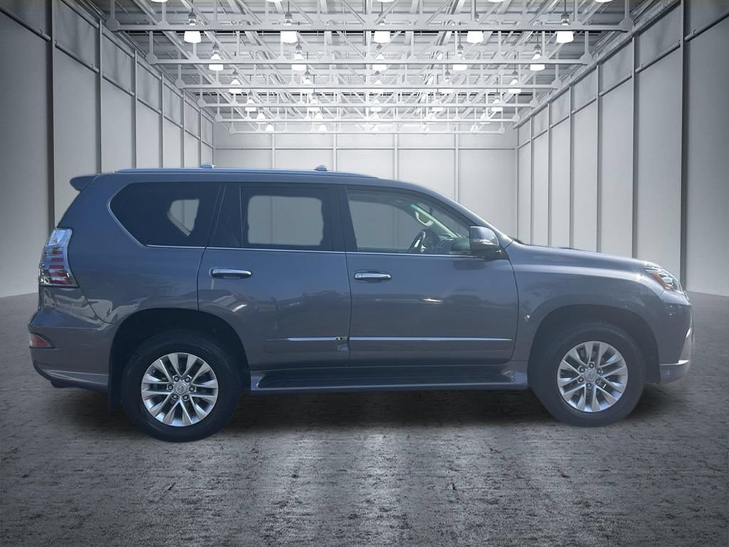 Used 2016 Lexus GX 460 w/ Premium Package AWD/4WD image 22