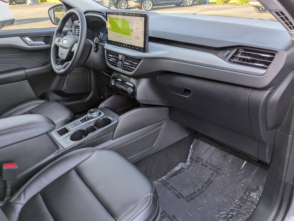 Used 2023 Ford Escape Platinum AWD/4WD image 26