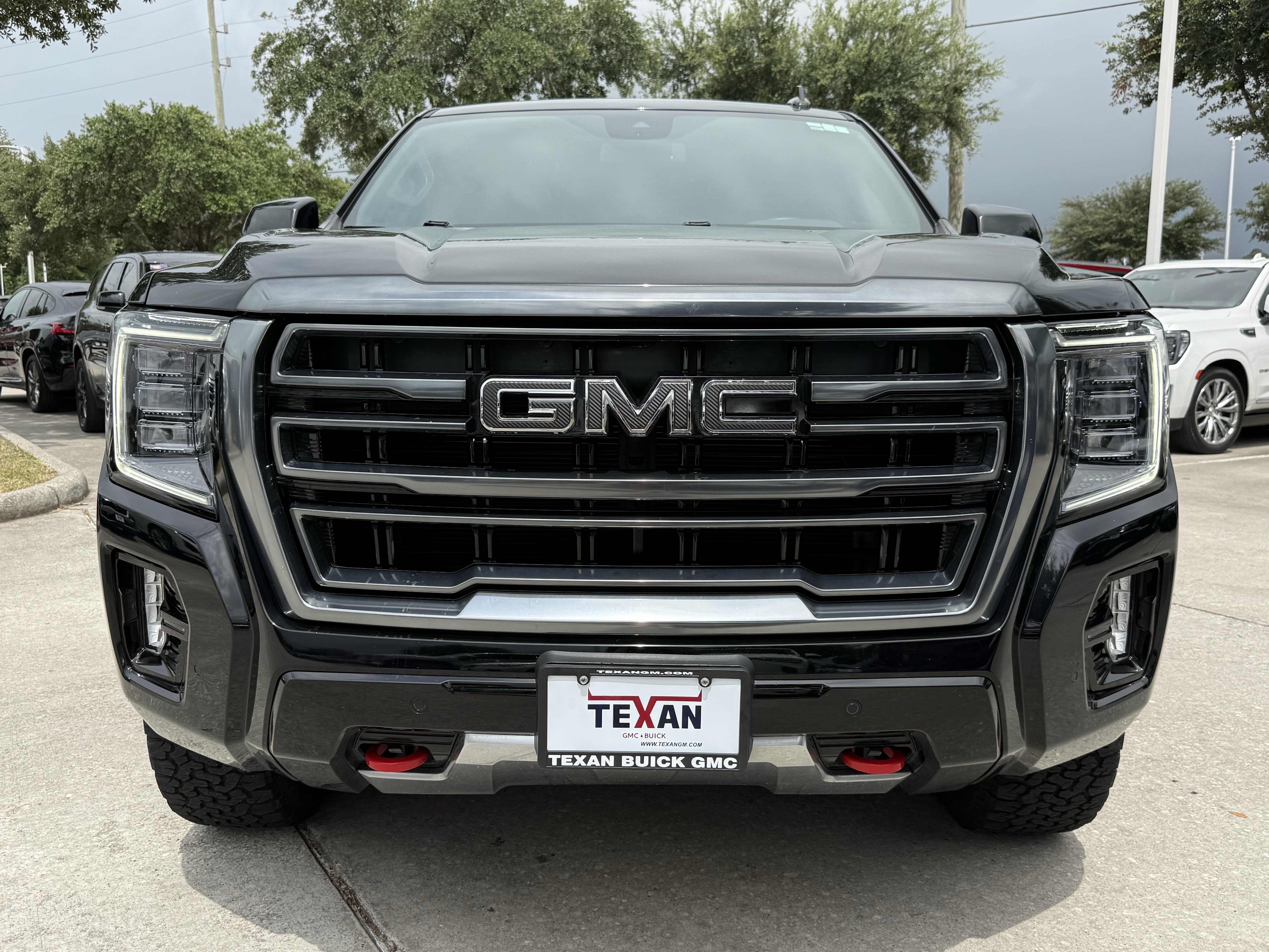 Used 2023 GMC Yukon AT4 w/ Max Trailering Package AWD/4WD image 10