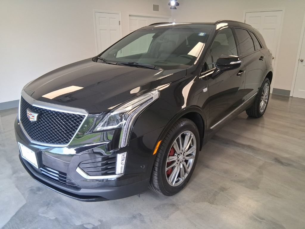 Certified 2026 Cadillac XT5 Sportv w/ LPO, Floor Liner Package AWD/4WD image 4