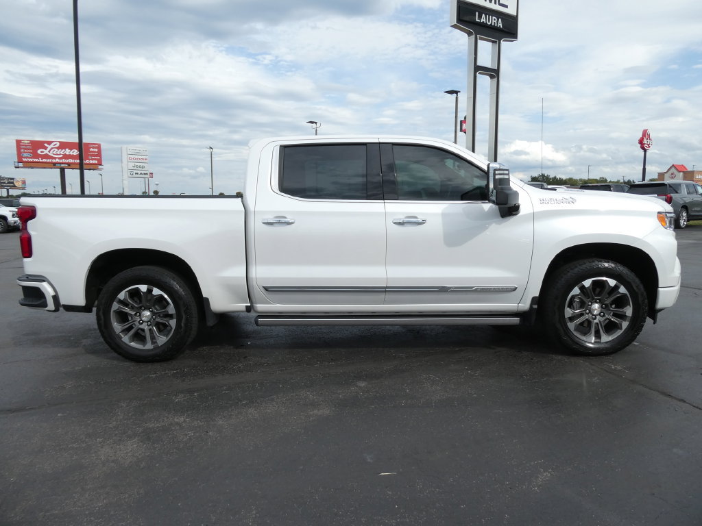 Certified 2025 Chevrolet Silverado 1500 High Country w/ Technology Package AWD/4WD image 4