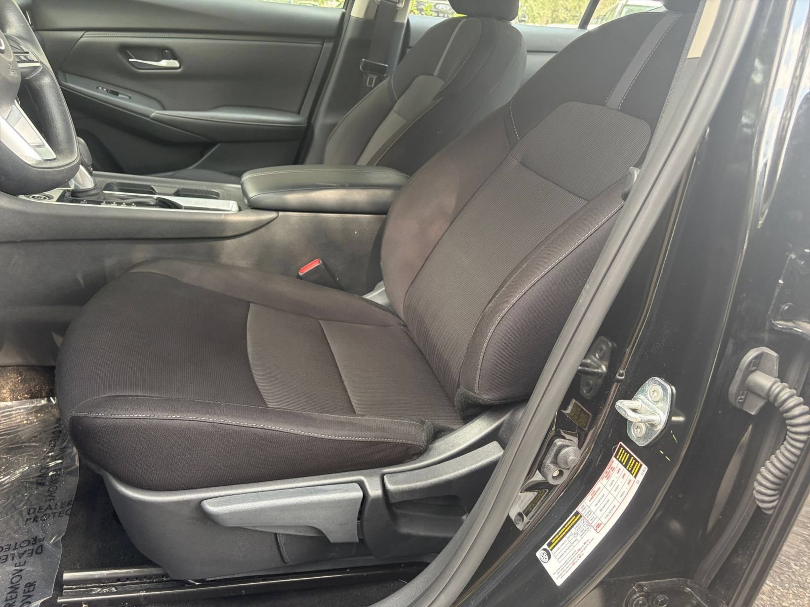Used 2025 Nissan Sentra SV FWD image 25