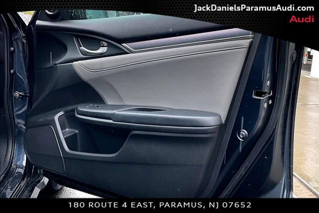 Used 2017 Honda Civic Touring image 16