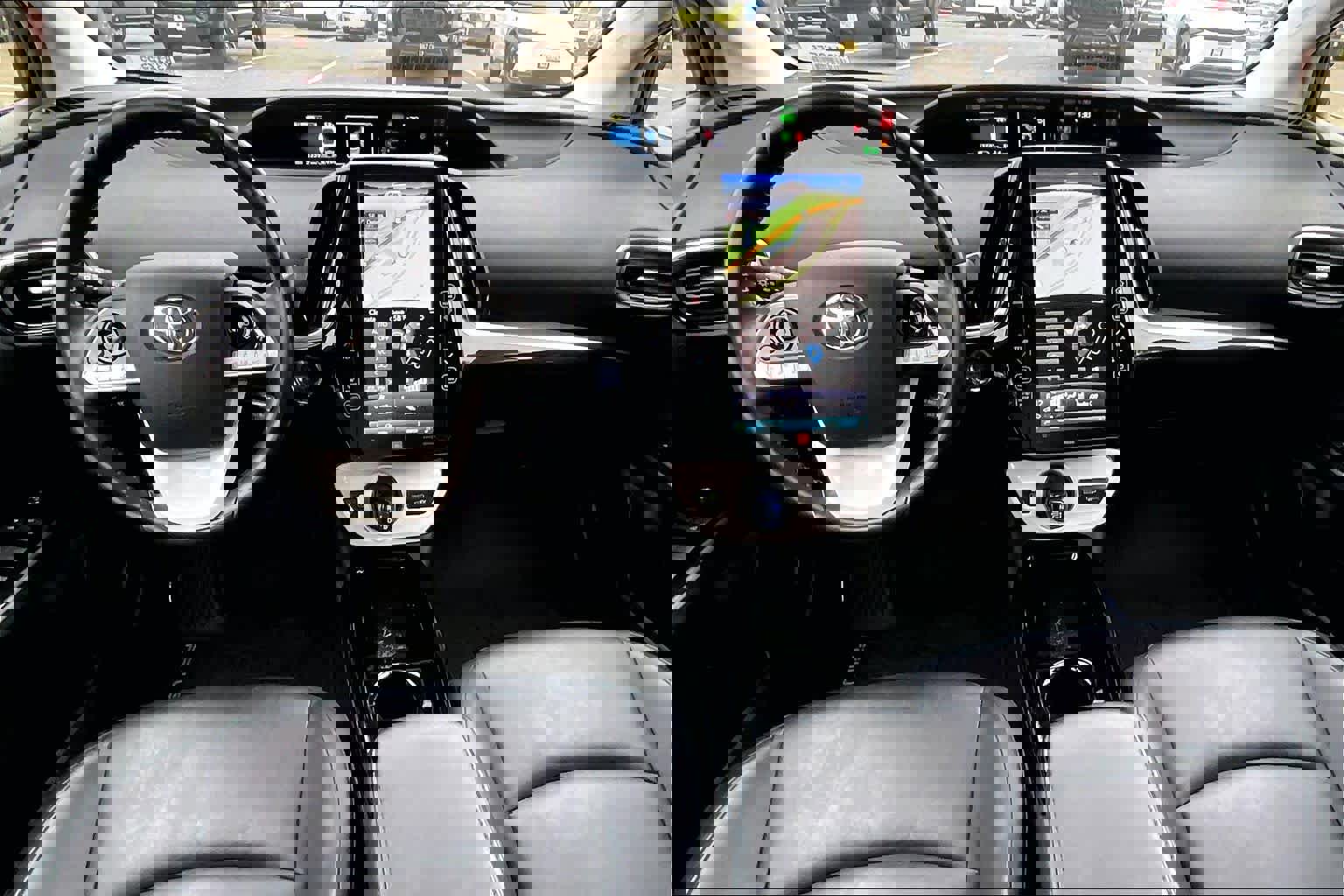 Used 2019 Toyota Prius Prime Advanced image 15