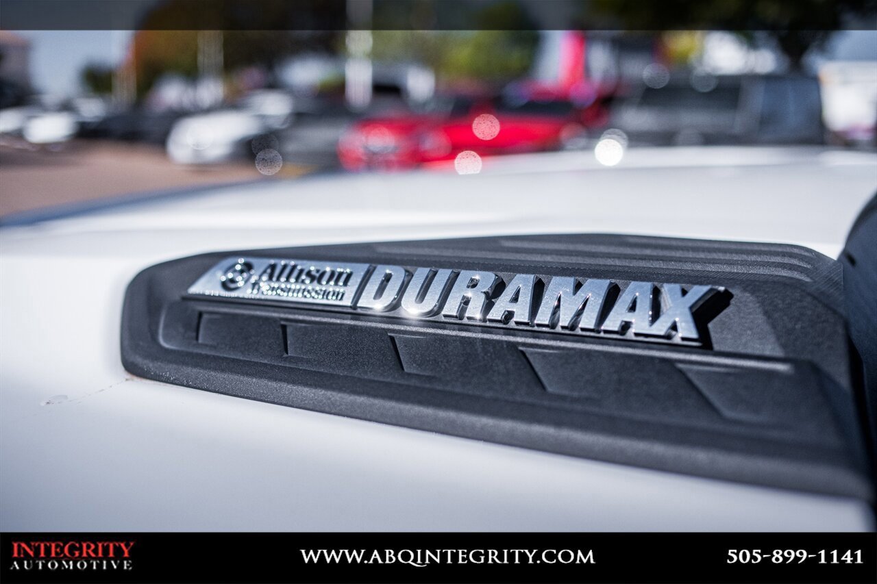 Used 2024 Chevrolet Silverado 2500 High Country w/ High Country Premium Package image 43