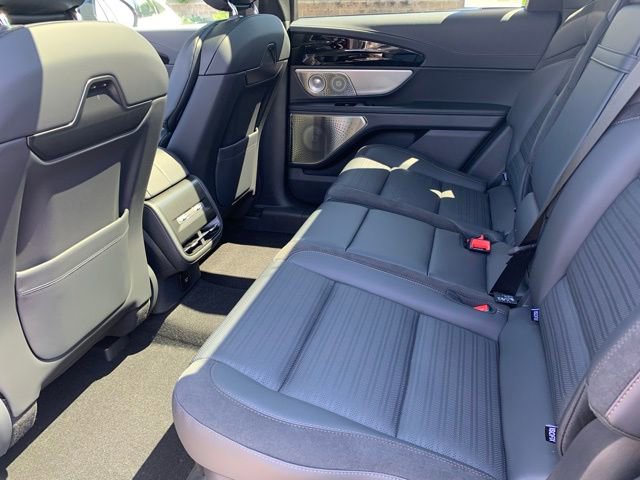 New 2025 Lincoln Nautilus Reserve image 18