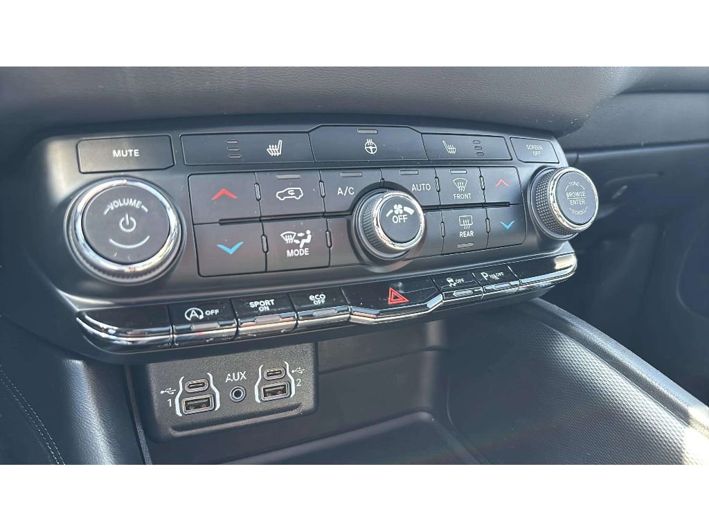 Used 2022 Dodge Durango GT w/ Blacktop Package image 21