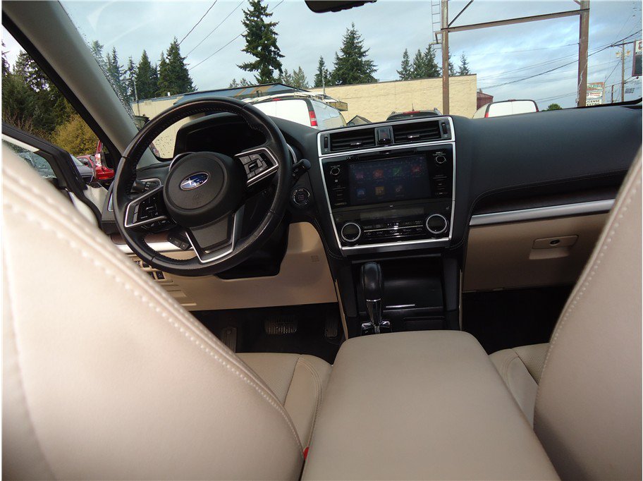 Used 2018 Subaru Outback 2.5i Limited AWD/4WD image 18