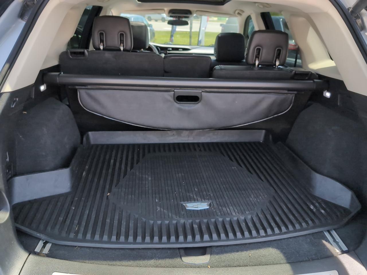 Used 2017 Cadillac XT5 Luxury AWD/4WD image 35