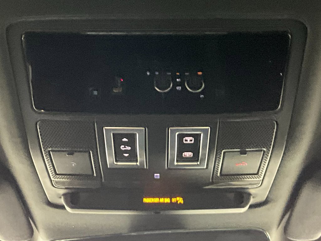 Certified 2023 Land Rover Defender 110 X-Dynamic SE image 13