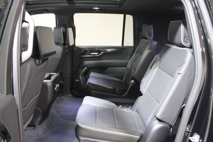 New 2026 GMC Yukon XL Elevation w/ Elevation Premium Package AWD/4WD image 25