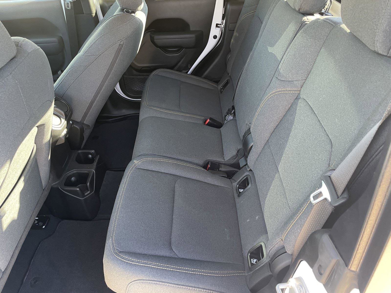 Used 2025 Jeep Gladiator Sport image 20