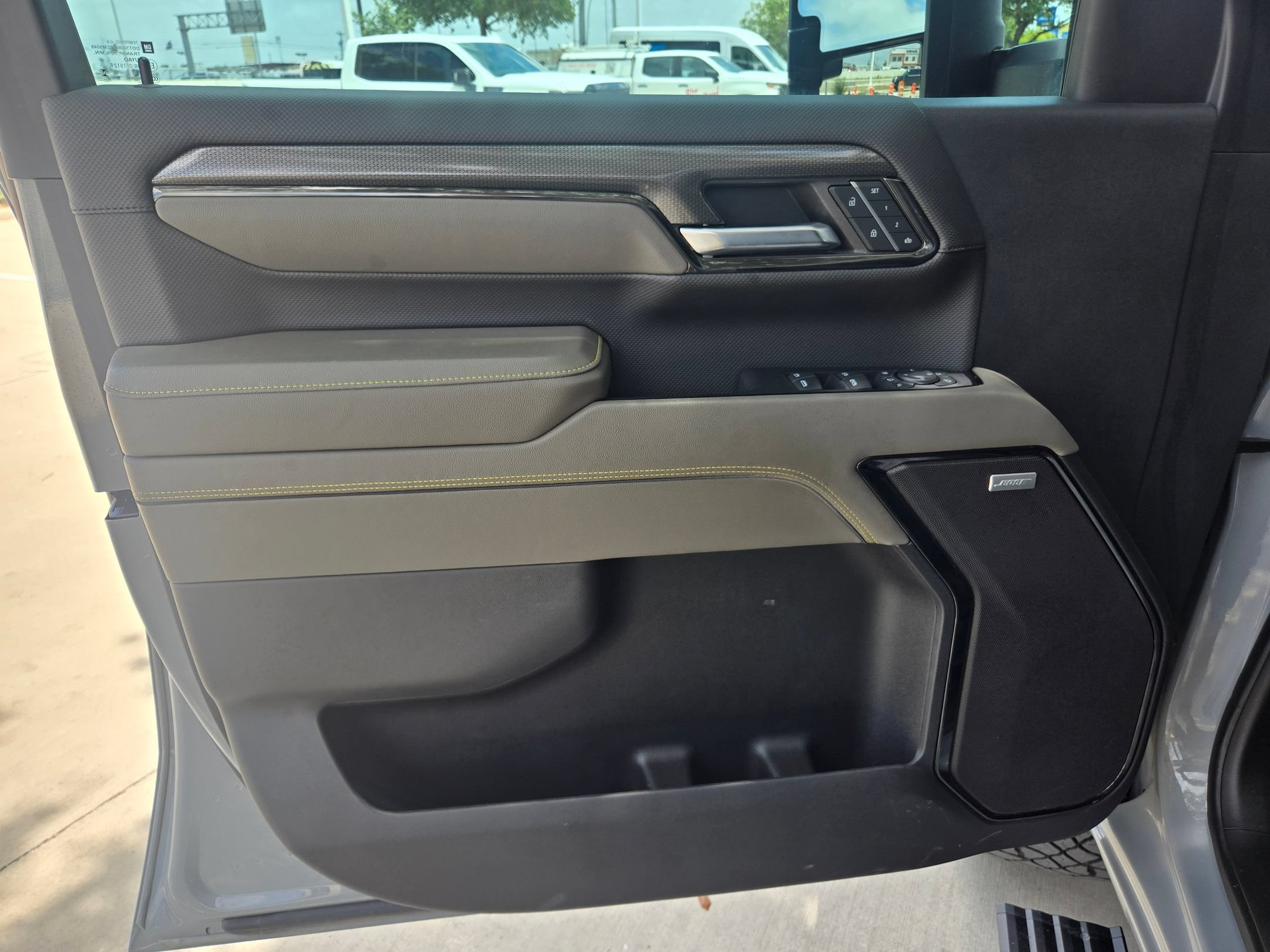 Certified 2024 Chevrolet Silverado 2500 ZR2 AWD/4WD image 18