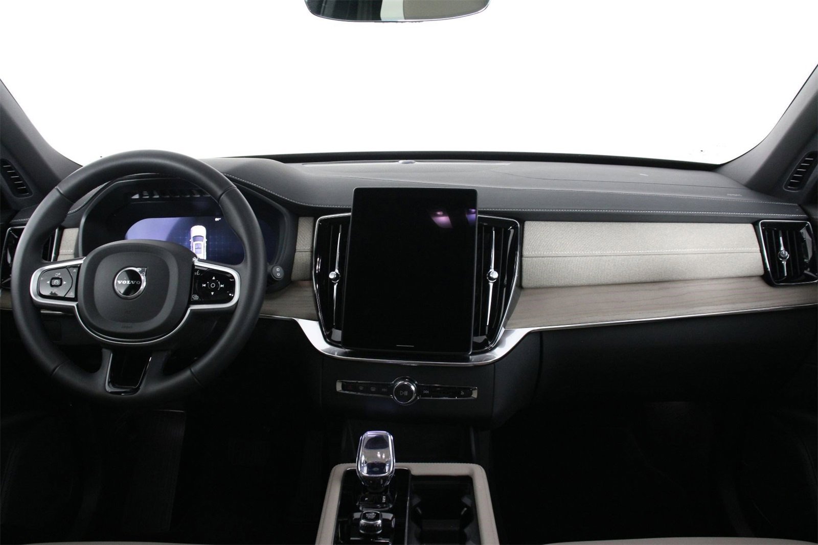 Certified 2025 Volvo XC90 B5 Core image 7