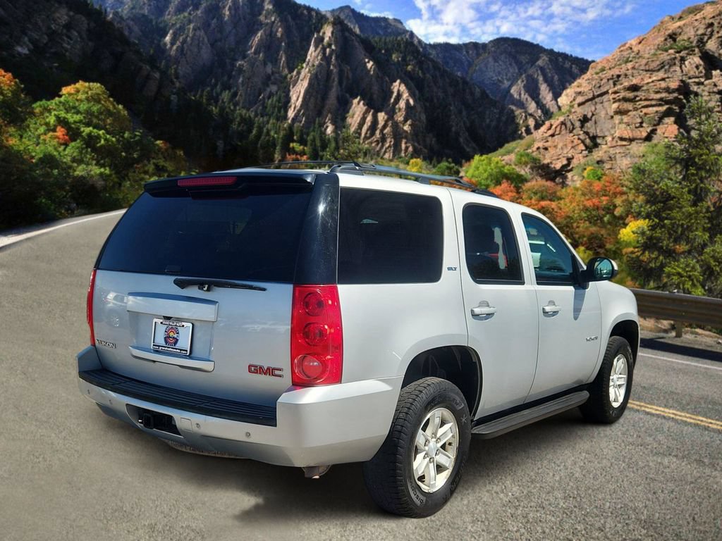 Used 2013 GMC Yukon SLT AWD/4WD image 3
