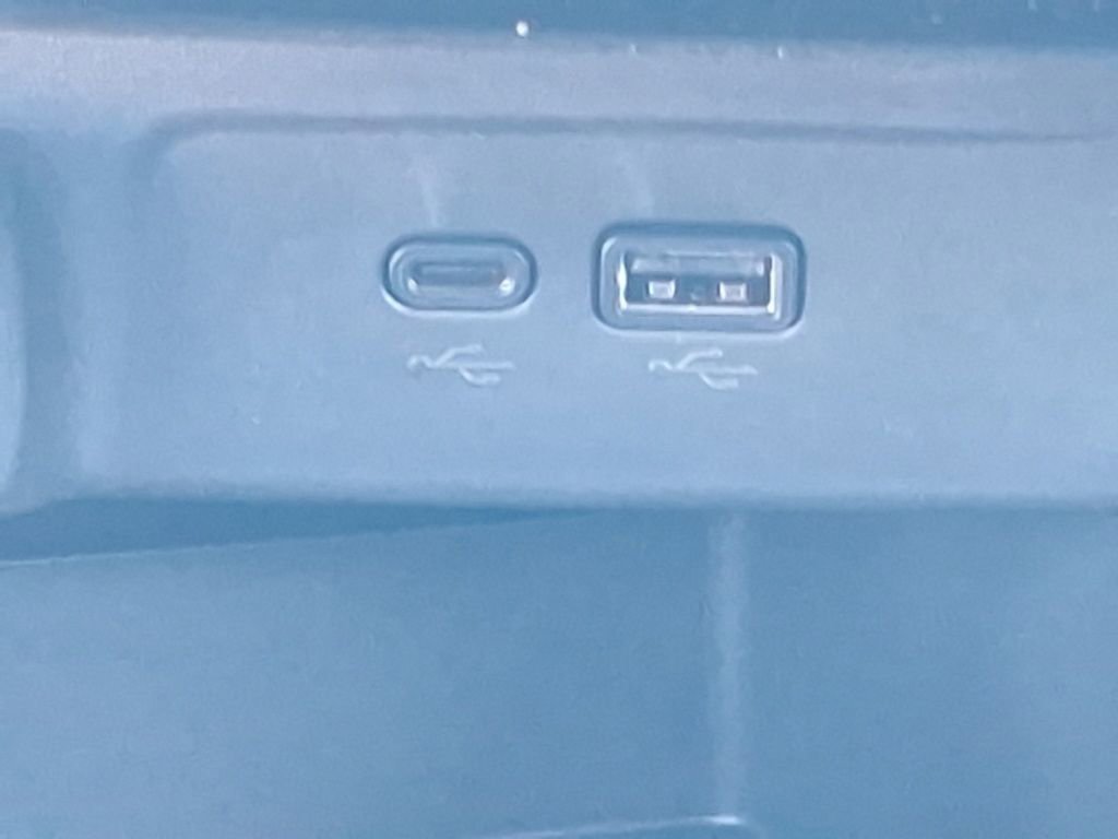 New 2026 Chevrolet Trax RS w/ Driver Confidence Package image 21