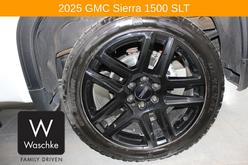 Used 2025 GMC Sierra 1500 SLT w/ SLT Premium Plus Package AWD/4WD image 12