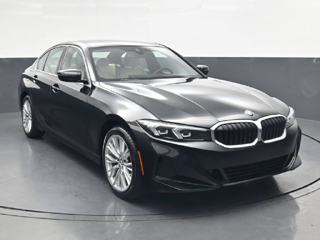 Certified 2024 BMW 330i Sedan w/ Convenience Package RWD image 2