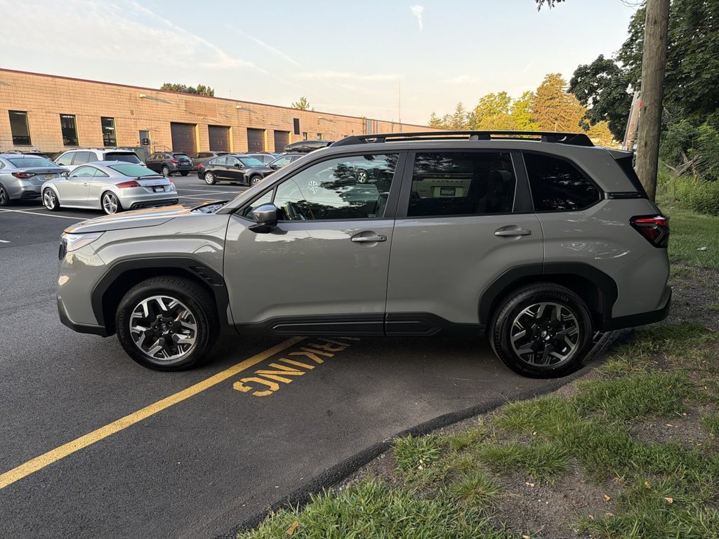 Certified 2026 Subaru Forester Premium AWD/4WD image 5
