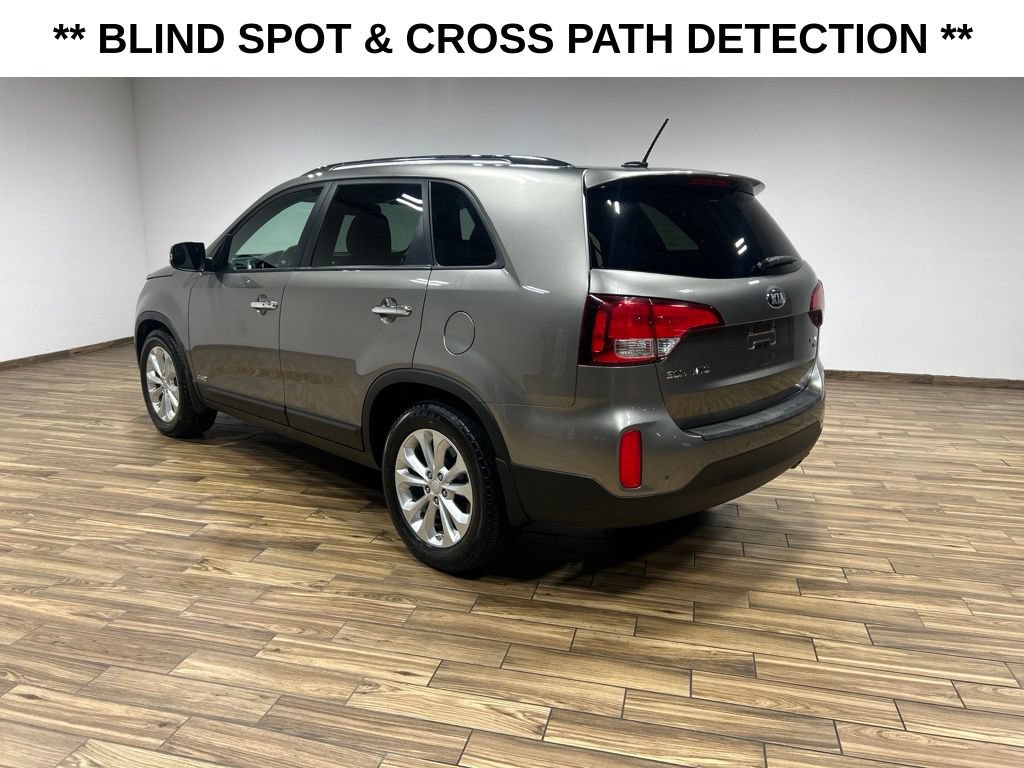 Used 2014 Kia Sorento EX w/ EX V6 Touring Package AWD/4WD image 12