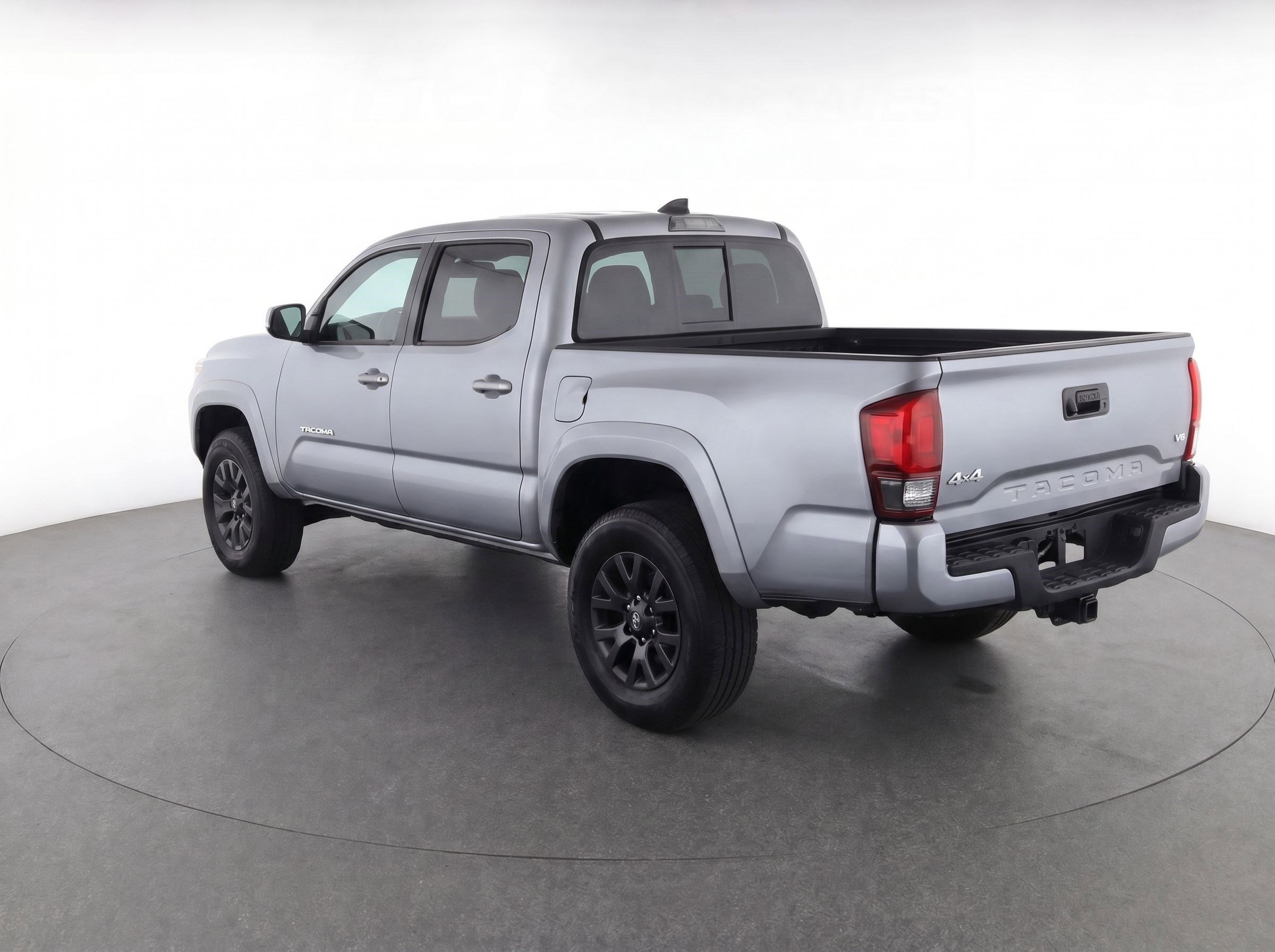 Certified 2023 Toyota Tacoma SR5 w/ Technology Package AWD/4WD image 3