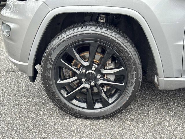 Used 2020 Jeep Grand Cherokee Altitude image 8