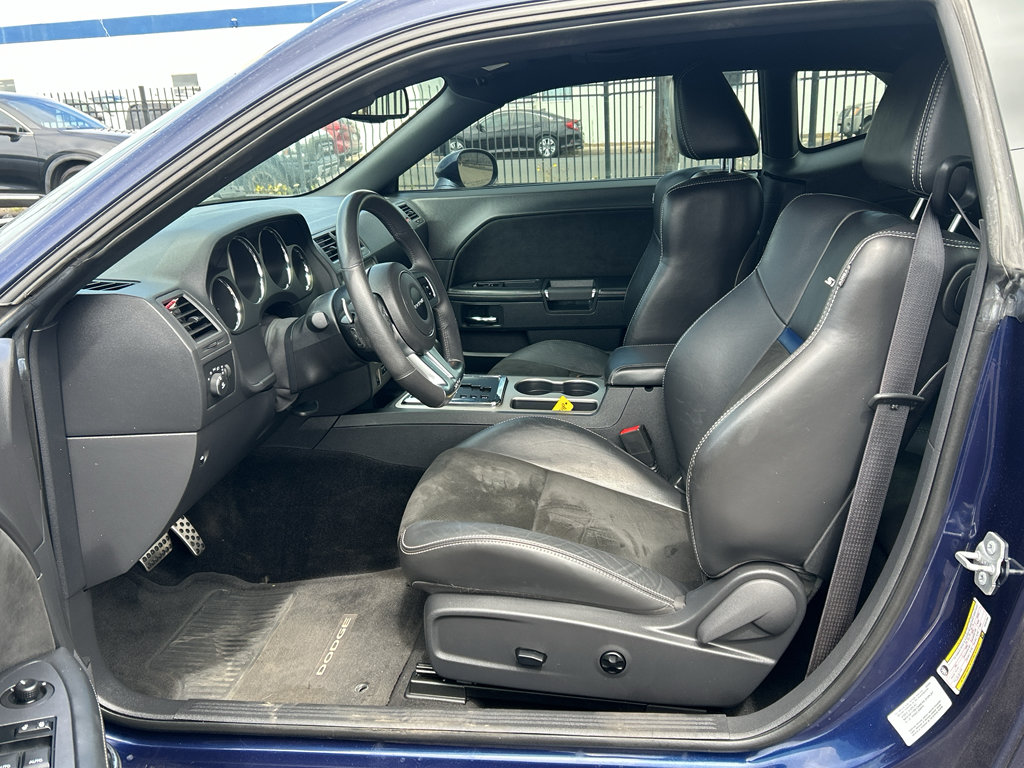 Used 2014 Dodge Challenger SRT8 RWD image 13