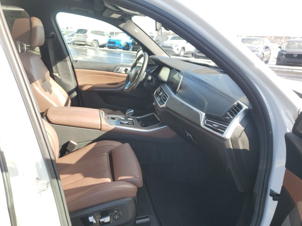 Used 2019 BMW X5 xDrive40i w/ Luxury Seating Package image 33