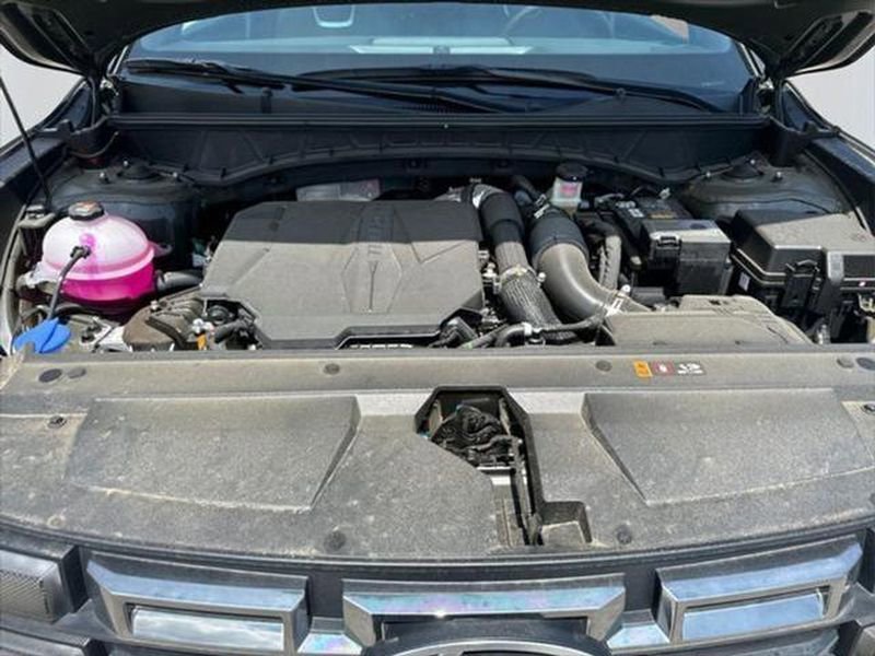 New 2025 Hyundai Santa Cruz Limited image 16