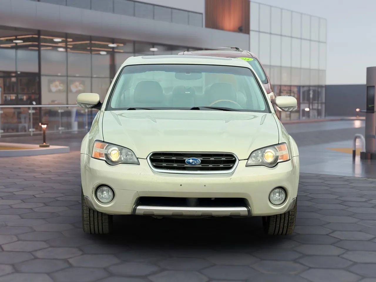 Used 2005 Subaru Outback 3.0R AWD/4WD image 4