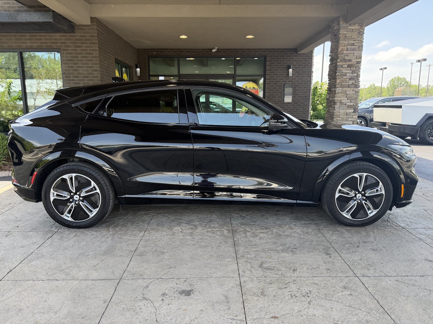 Used 2023 Ford Mustang Mach-E Premium RWD image 6