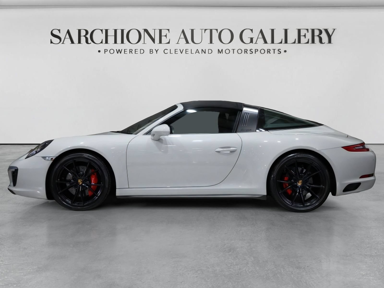 Used 2018 Porsche 911 Targa 4S AWD/4WD image 3