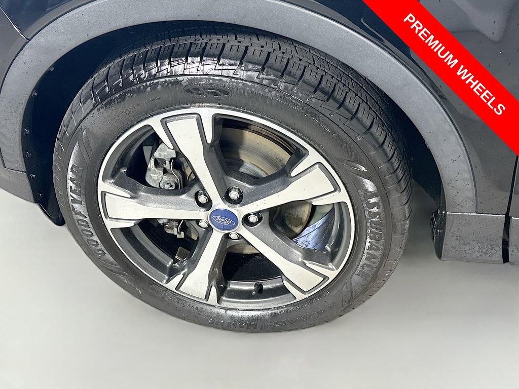 Used 2018 Ford Escape SEL w/ Ford Safe & Smart Package AWD/4WD image 31